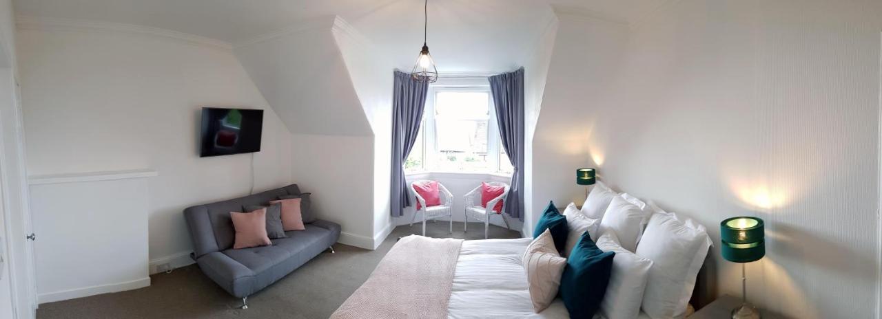 Lochtybank Guest House Carnoustie Bagian luar foto